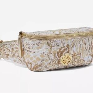 Lilly Pulitzer Torrey belt bag